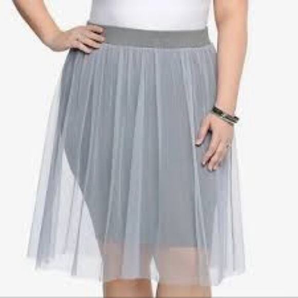 TORRID • Gray Silver Mesh Tulle Layered Midi Pencil Skirt - Picture 1 of 5